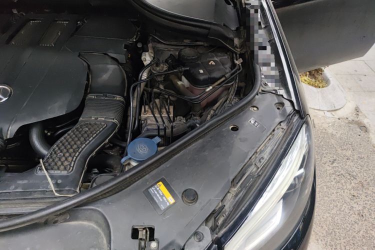 Used Mercedes-Benz GLE 2016 GLE 400 4MATIC Engine Bay Left