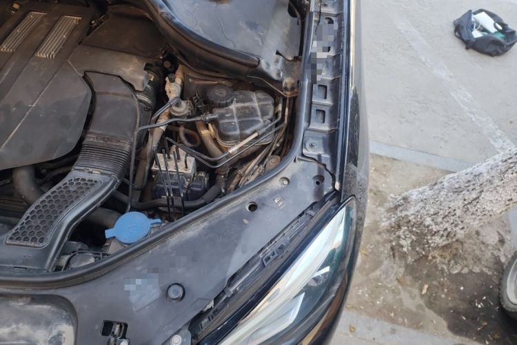 Used Mercedes-Benz GLE 2016 GLE 320 4MATIC Dynamic Edition Engine Bay Left
