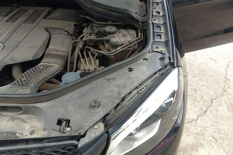 Used Mercedes-Benz GLE 2016 GLE 320 4MATIC Dynamic Edition Engine Bay Left