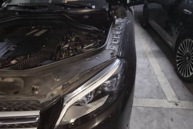 Used Mercedes-Benz GLE 2016 GLE 320 4MATIC Luxury Model Engine Bay Left