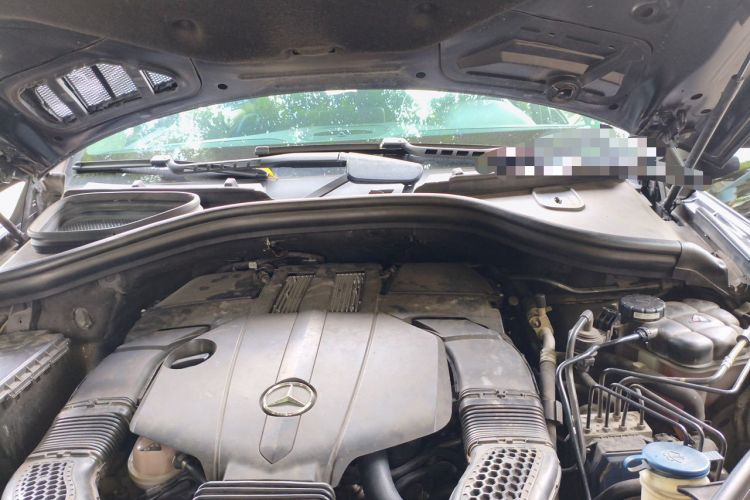 Used Mercedes-Benz GLE 2016 GLE 400 4MATIC Engine Bay Left