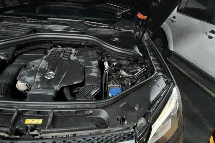 Used Mercedes-Benz GLE 2016 GLE 320 4MATIC Dynamic Edition Engine Bay Left