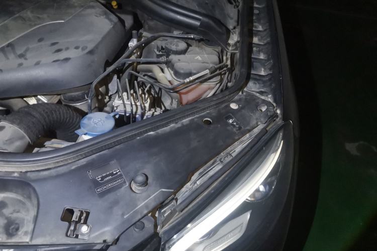 Used Mercedes-Benz GLE 2016 GLE 350 d 4MATIC Engine Bay Left