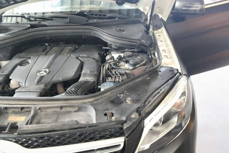 Used Mercedes-Benz GLE 2016 GLE 320 4MATIC Dynamic Edition Engine Bay Left