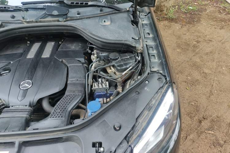 Used Mercedes-Benz GLE 2016 GLE 320 4MATIC Dynamic Edition Engine Bay Left