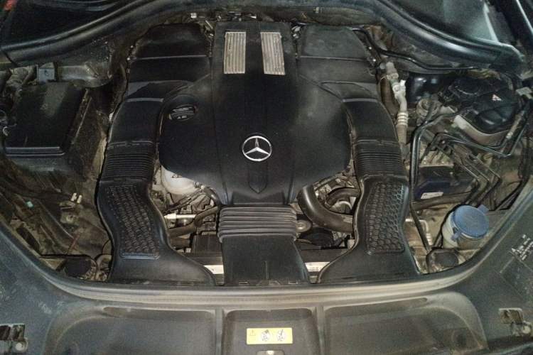 Used Mercedes-Benz GLE 2016 GLE 400 4MATIC Engine Bay