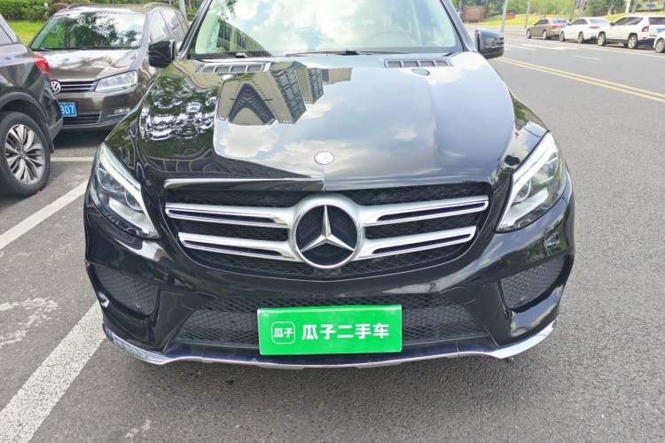 Used Mercedes-Benz GLE 2016 GLE 320 4MATIC Dynamic Edition Engine Bay
