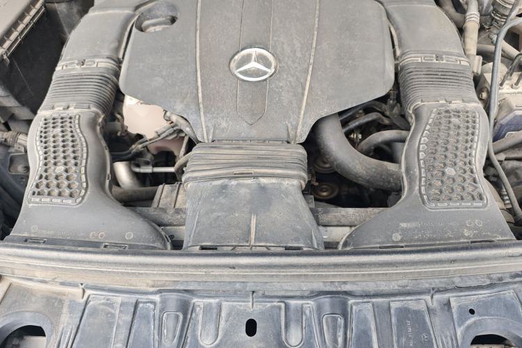 Used Mercedes-Benz GLE 2016 GLE 320 4MATIC Luxury Model Engine Bay