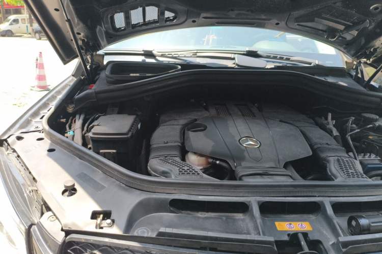 Used Mercedes-Benz GLE 2016 GLE 320 4MATIC Dynamic Edition Engine Bay Right