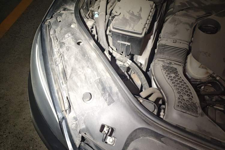 Used Mercedes-Benz GLE 2016 GLE 320 4MATIC Dynamic Edition Engine Bay Right