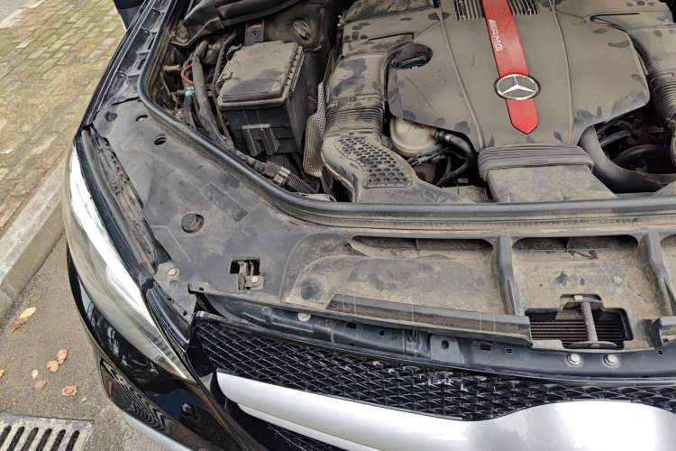 Used Mercedes-Benz GLE 2016 GLE 320 4MATIC Dynamic Edition Engine Bay Right