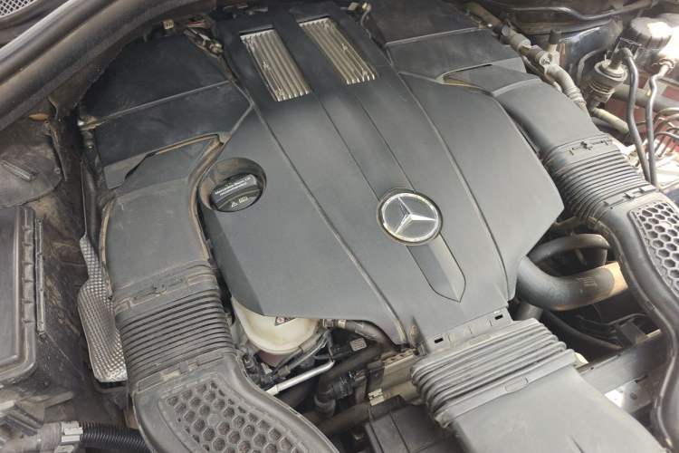 Used Mercedes-Benz GLE 2016 GLE 320 4MATIC Dynamic Edition Engine Bay Right