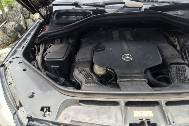 Used Mercedes-Benz GLE 2016 GLE 400 4MATIC Engine Bay Right