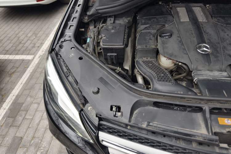 Used Mercedes-Benz GLE 2016 GLE 320 4MATIC Dynamic Edition Engine Bay Right