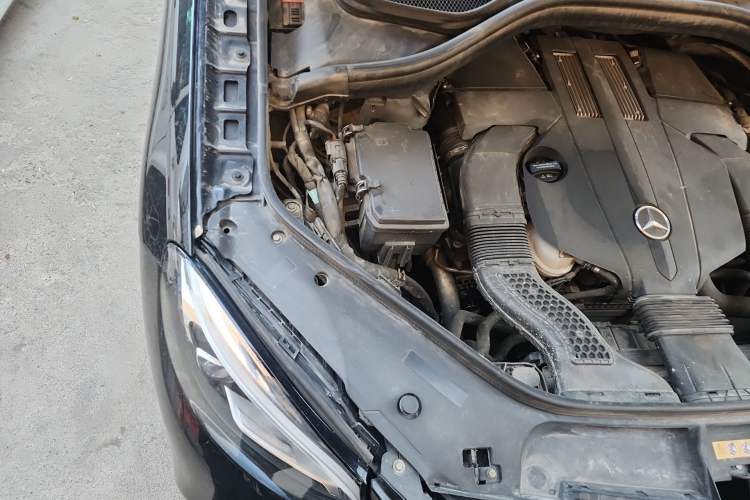 Used Mercedes-Benz GLE 2016 GLE 320 4MATIC Dynamic Edition Engine Bay Right
