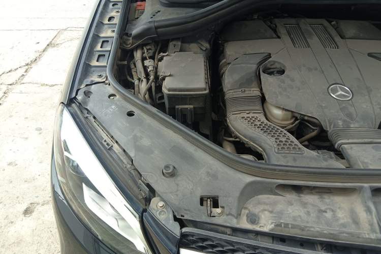Used Mercedes-Benz GLE 2016 GLE 320 4MATIC Dynamic Edition Engine Bay Right