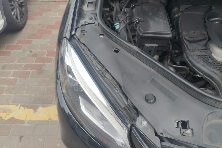 Used Mercedes-Benz GLE 2016 GLE 320 4MATIC Dynamic Edition Engine Bay Right