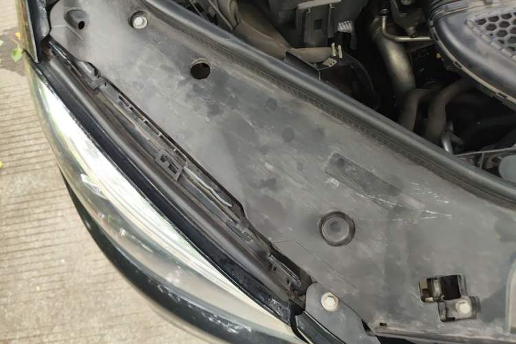 Used Mercedes-Benz GLE 2016 GLE 400 4MATIC Engine Bay Right