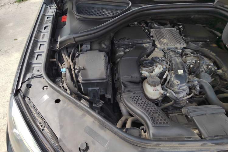 Used Mercedes-Benz GLE 2016 GLE 400 4MATIC Engine Bay Right