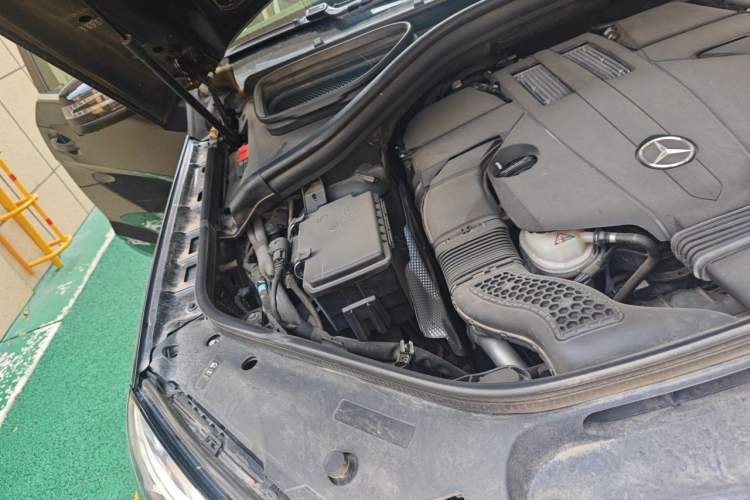 Used Mercedes-Benz GLE 2016 GLE 320 4MATIC Dynamic Edition Engine Bay Right