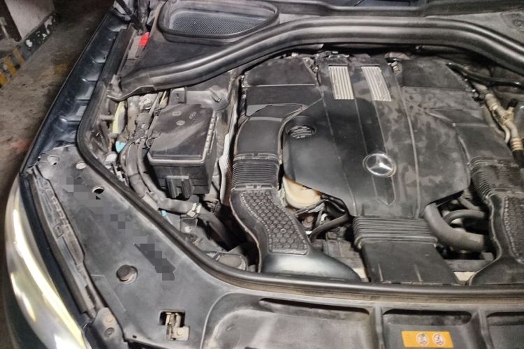 Used Mercedes-Benz GLE 2016 GLE 400 4MATIC Engine Bay Right