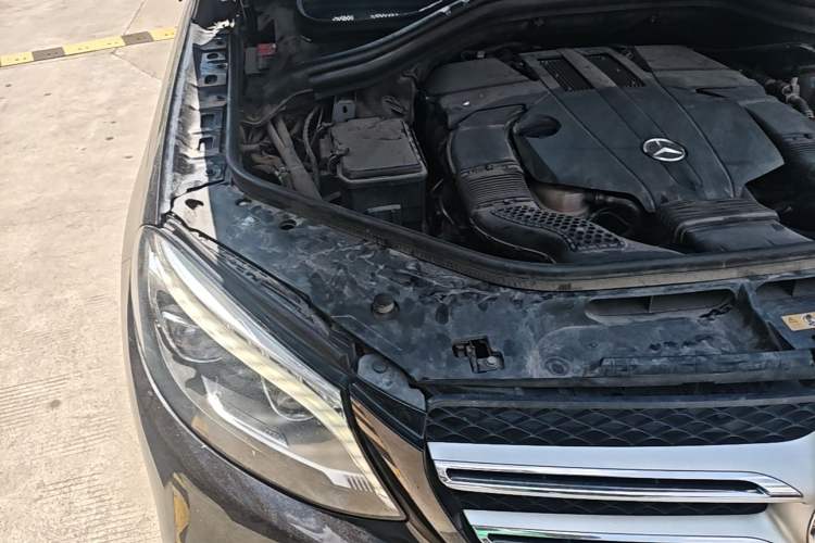 Used Mercedes-Benz GLE 2016 GLE 400 4MATIC Engine Bay Right