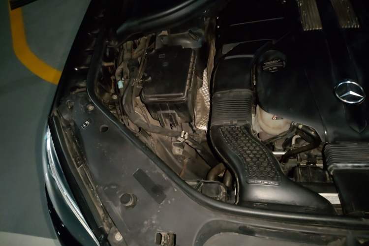 Used Mercedes-Benz GLE 2016 GLE 320 4MATIC Dynamic Edition Engine Bay Right