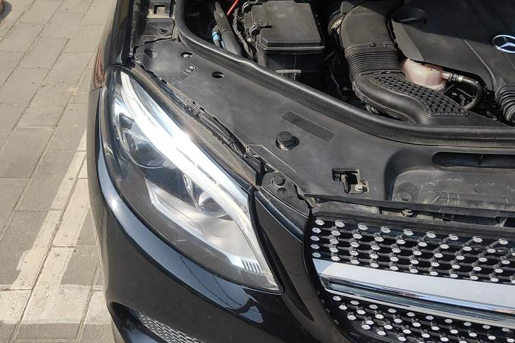 Used Mercedes-Benz GLE 2016 GLE 320 4MATIC Dynamic Edition Engine Bay Right