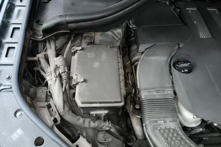 Used Mercedes-Benz GLE 2016 GLE 320 4MATIC Dynamic Edition Engine Bay Right