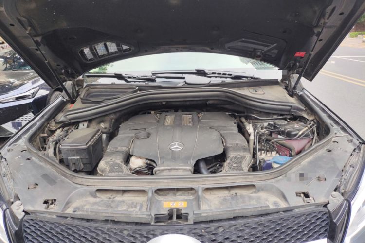 Used Mercedes-Benz GLE 2016 GLE 400 4MATIC Engine Bay