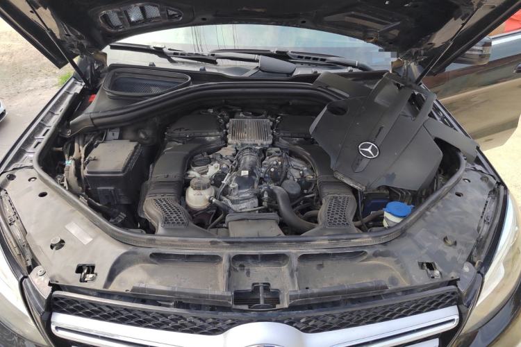 Used Mercedes-Benz GLE 2016 GLE 400 4MATIC Engine Bay