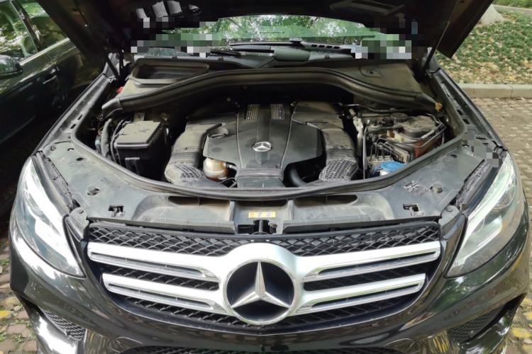 Used Mercedes-Benz GLE 2016 GLE 400 4MATIC Engine Bay