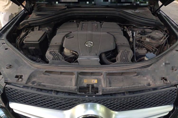 Used Mercedes-Benz GLE  Engine Bay