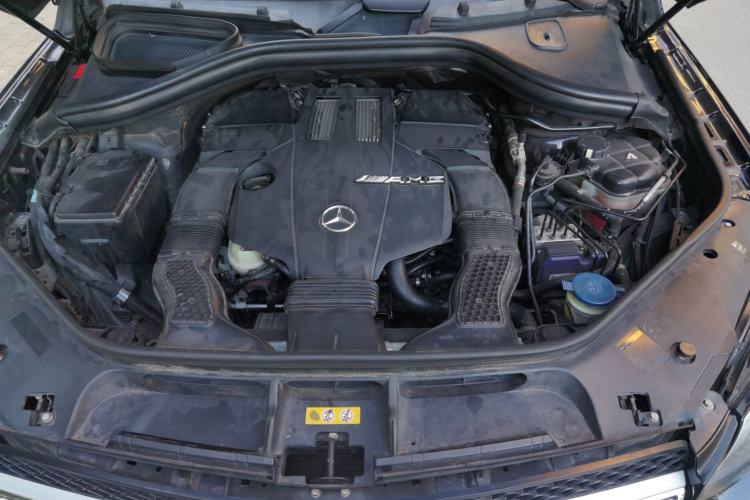 Used Mercedes-Benz GLE 2016 GLE 320 4MATIC Luxury Model Engine Bay