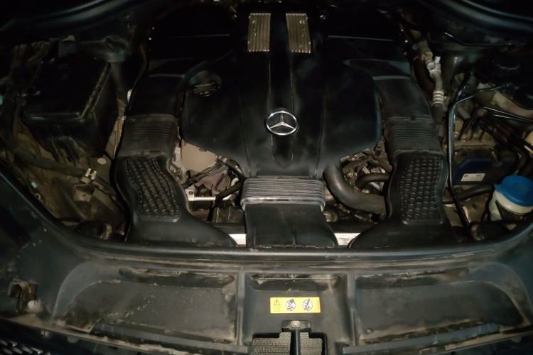 Used Mercedes-Benz GLE 2016 GLE 320 4MATIC Dynamic Edition Engine Bay