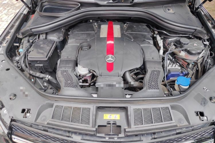 Used Mercedes-Benz GLE  Engine Bay
