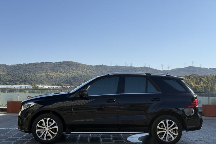 Used Mercedes-Benz GLE 2016 GLE 320 4MATIC Dynamic Edition Exterior 11