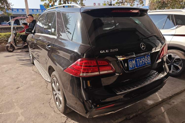 Used Mercedes-Benz GLE 2016 GLE 320 4MATIC Dynamic Edition Exterior 2