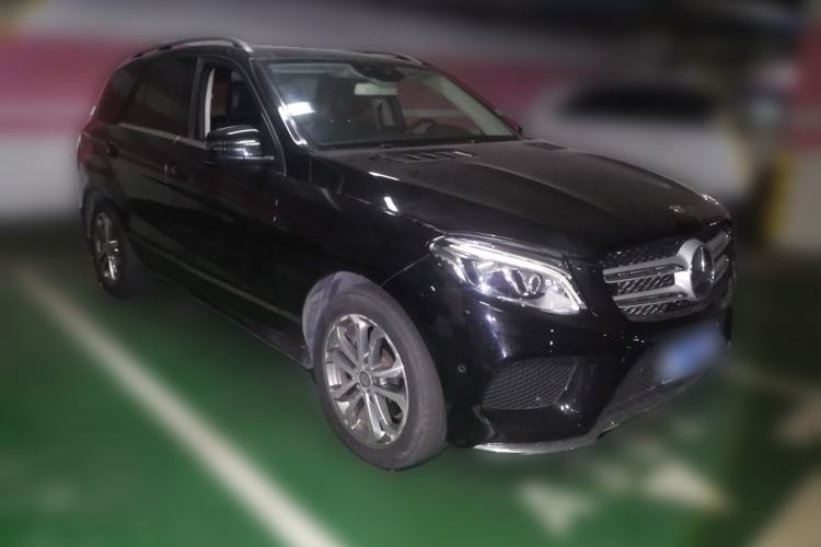 Used Mercedes-Benz GLE 2016 GLE 350 d 4MATIC Exterior 2