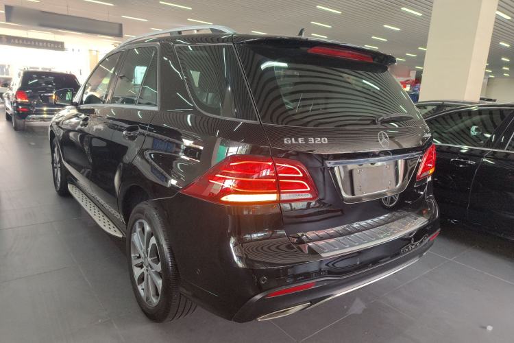 Used Mercedes-Benz GLE 2016 GLE 320 4MATIC Dynamic Edition Exterior 2