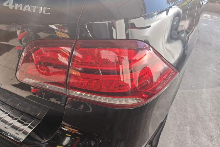 Used Mercedes-Benz GLE 2016 GLE 320 4MATIC Dynamic Edition Exterior 3