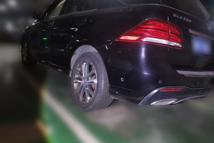 Used Mercedes-Benz GLE 2016 GLE 350 d 4MATIC Exterior 3