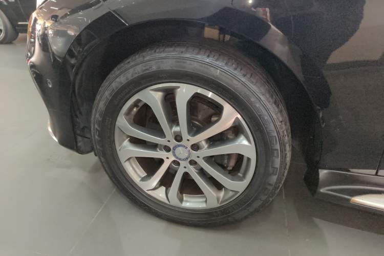 Used Mercedes-Benz GLE 2016 GLE 320 4MATIC Dynamic Edition Exterior 4
