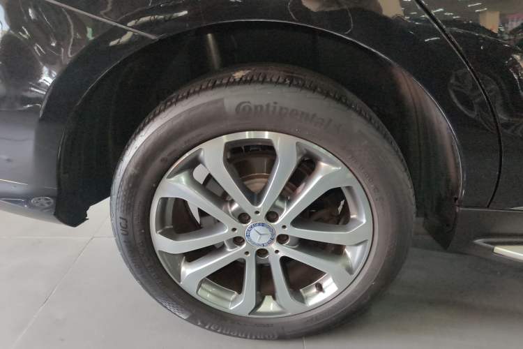 Used Mercedes-Benz GLE 2016 GLE 320 4MATIC Dynamic Edition Exterior 5