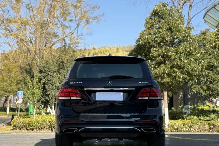 Used Mercedes-Benz GLE 2016 GLE 320 4MATIC Dynamic Edition Exterior 9