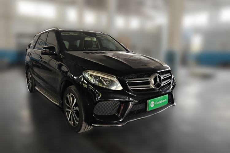 Used Mercedes-Benz GLE 2016 GLE 320 4MATIC Dynamic Edition Front Right 45 Deg