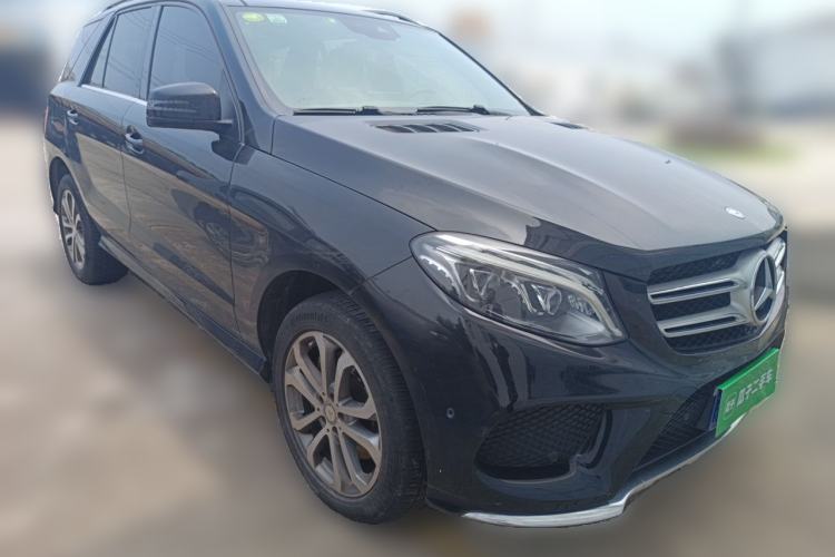 Used Mercedes-Benz GLE 2016 GLE 320 4MATIC Dynamic Edition Front Right 45 Deg