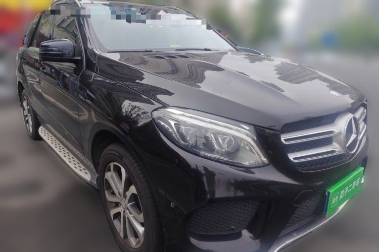 Used Mercedes-Benz GLE 2016 GLE 320 4MATIC Dynamic Edition Front Right 45 Deg