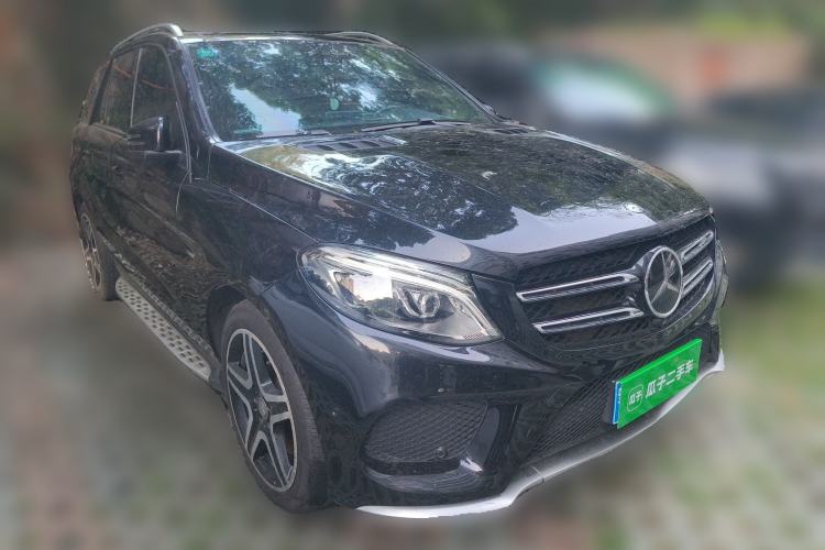 Used Mercedes-Benz GLE 2016 GLE 450 AMG 4MATIC Front Right 45 Deg
