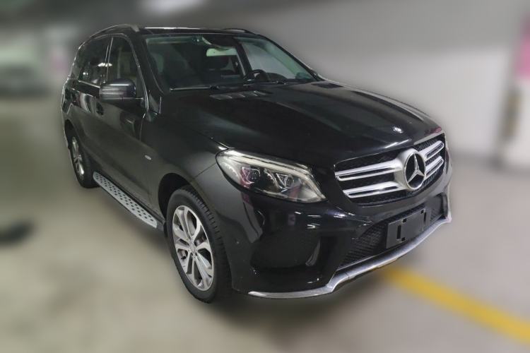 Used Mercedes-Benz GLE 2016 GLE 320 4MATIC Dynamic Edition Front Right 45 Deg